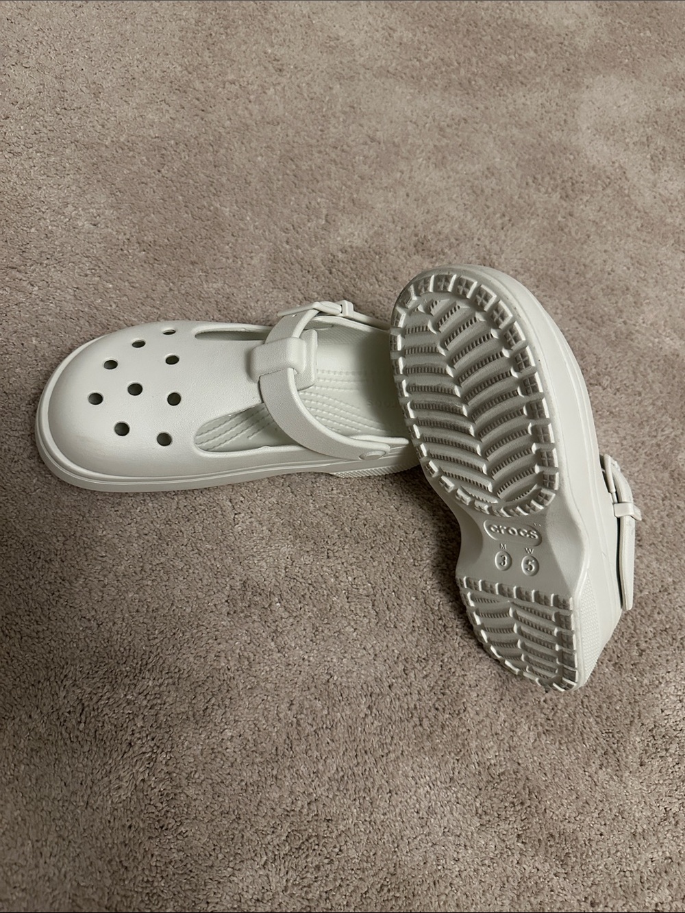 Crocs Women's Classic Mary Jane Clogs - Picture 4 of 4